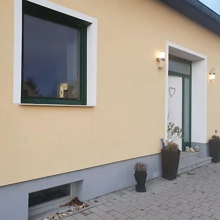 Mareli Neusiedler Stadthaus Neusiedl am See Exterior photo