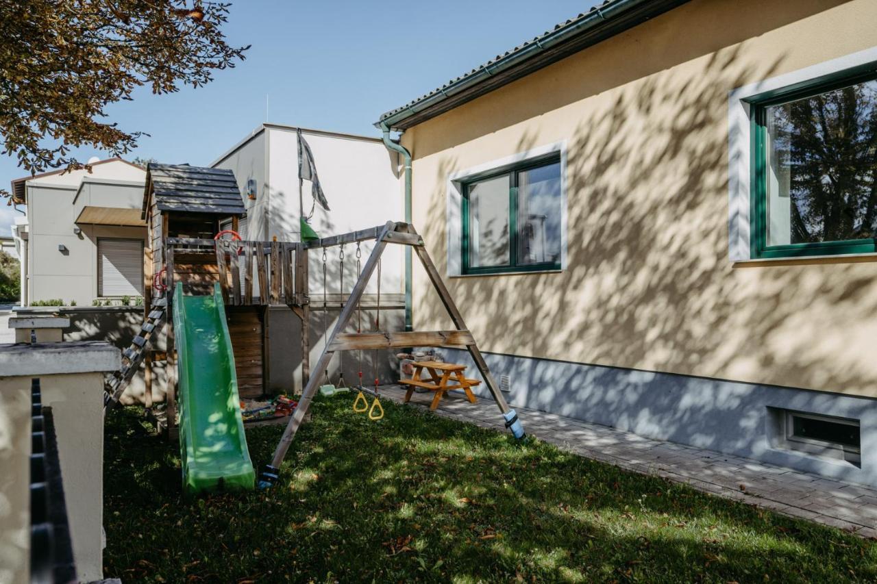 Mareli Neusiedler Stadthaus Holiday home